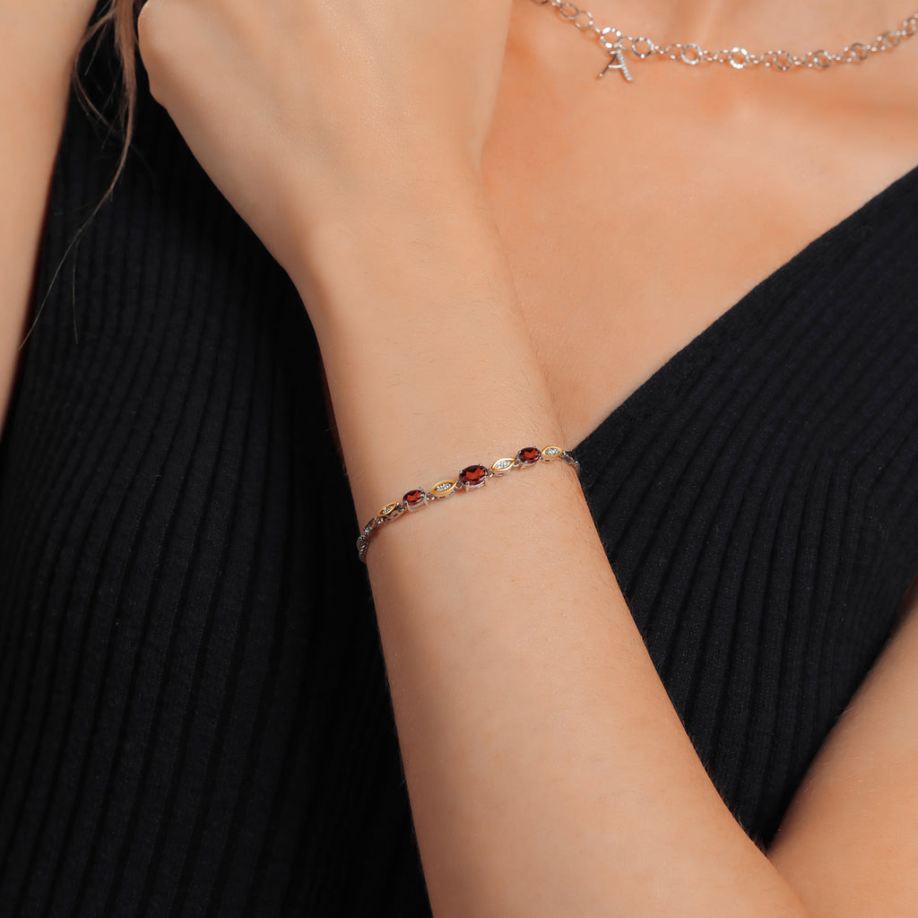 Garnet - January_Bracelet in 925 Sterling Silver and 10K Yellow Gold