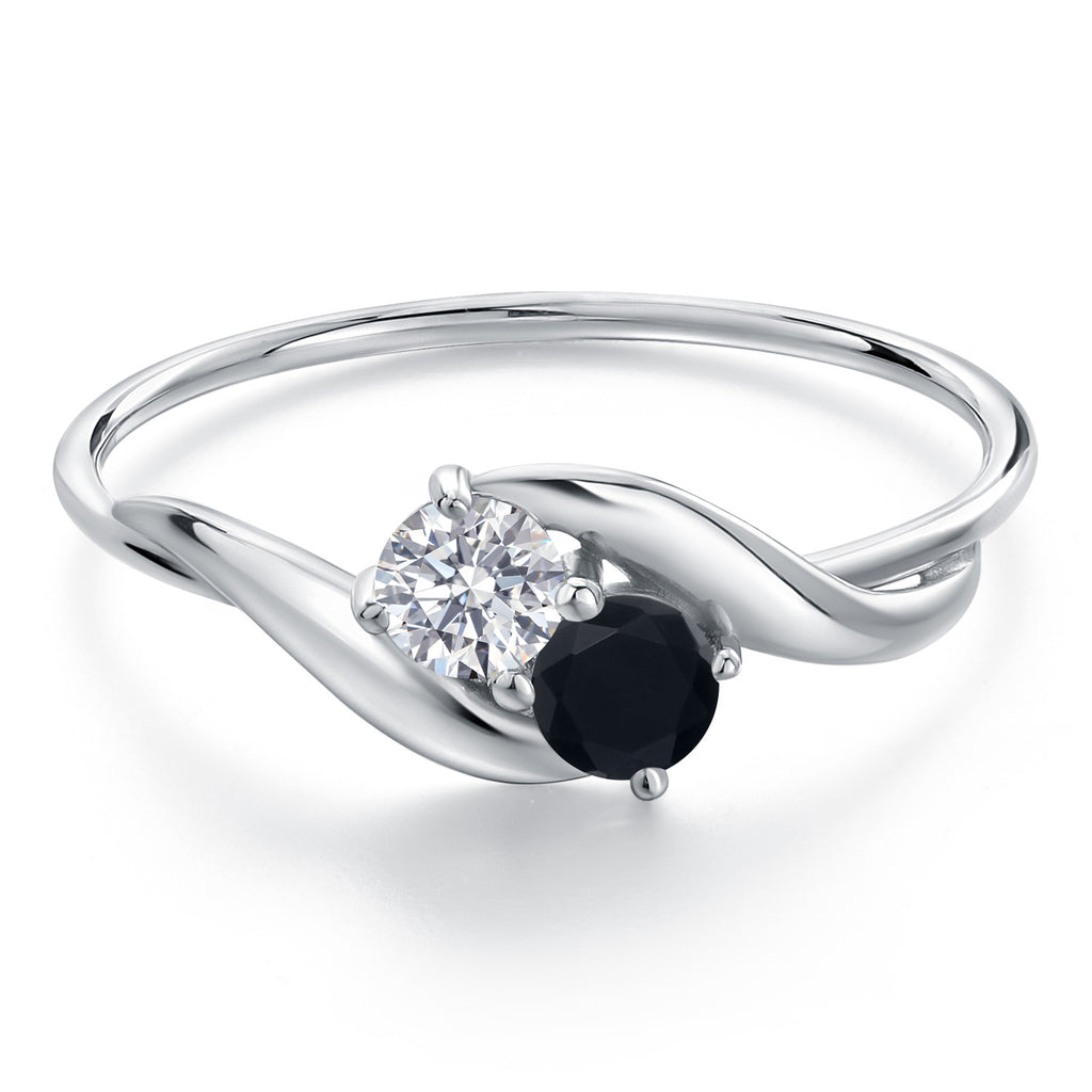 Ring in 10K White Gold