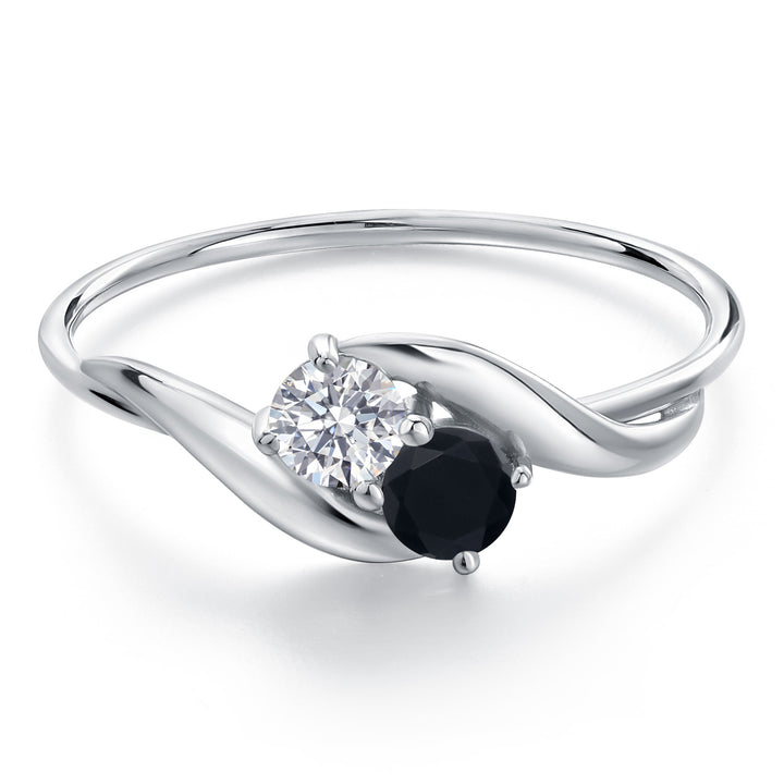 Ring in 10K White Gold