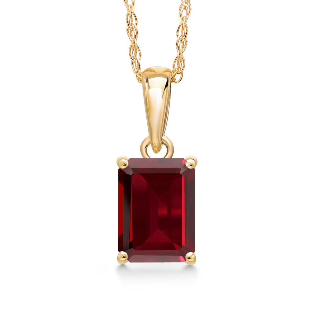 Garnet - January_Pendant in 14K Yellow Gold