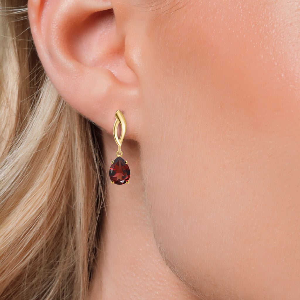 Garnet - January_Earrings in 10K Yellow Gold