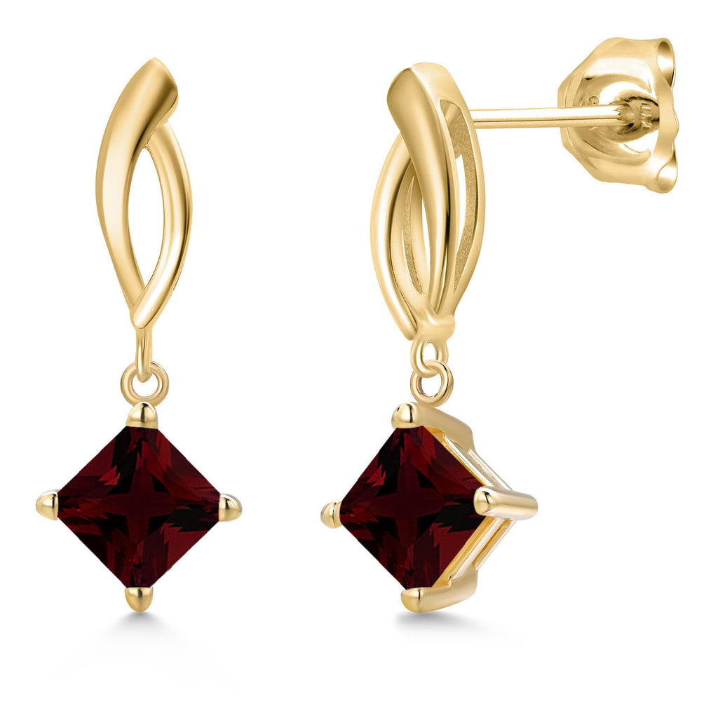 Garnet - January_Earrings in 10K Yellow Gold