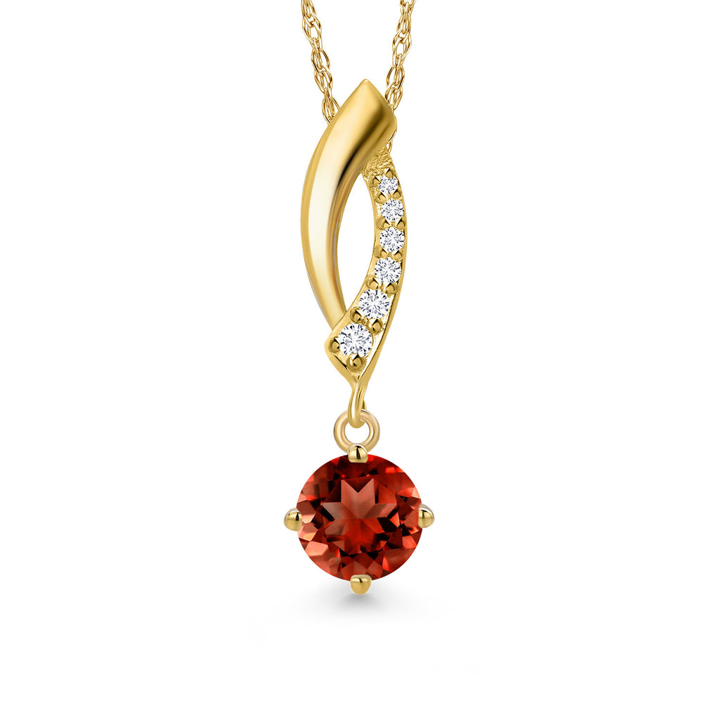 Garnet - January_Pendant in 10K Yellow Gold