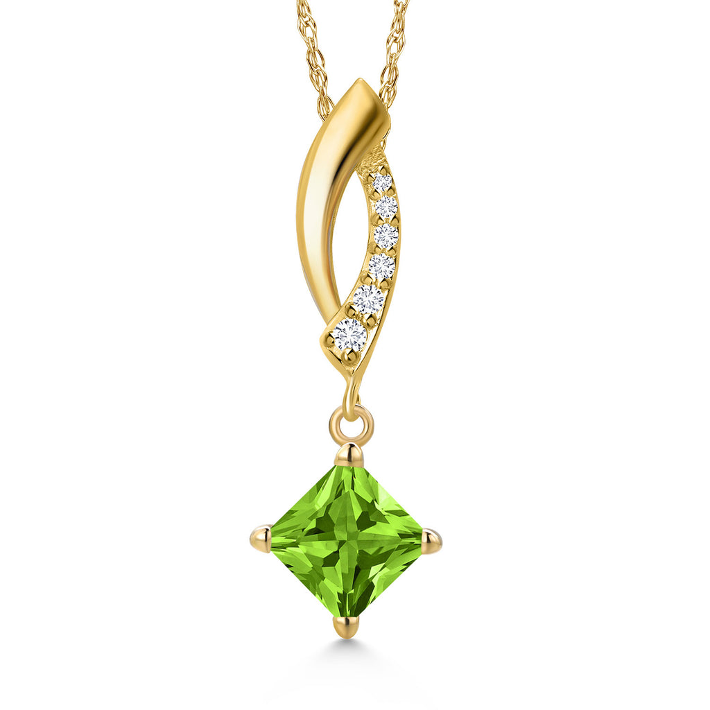 Peridot - August_Pendant in 10K Yellow Gold