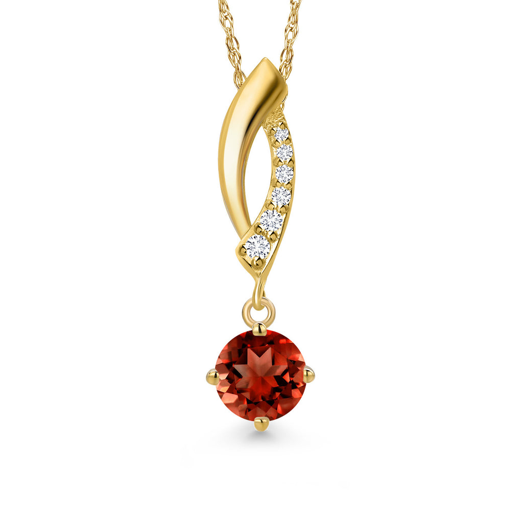 Garnet - January_Pendant in 10K Yellow Gold