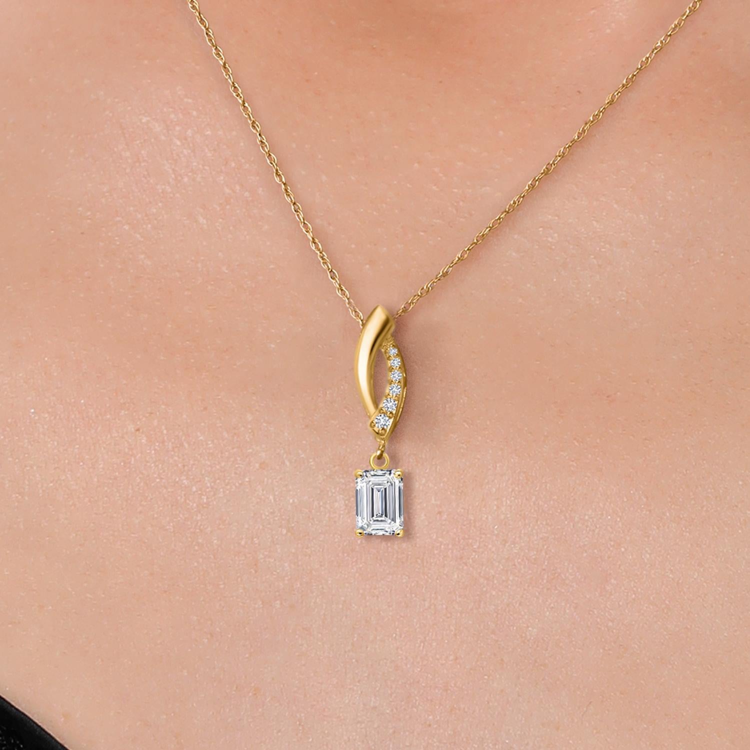 Pendant in 10K Yellow Gold