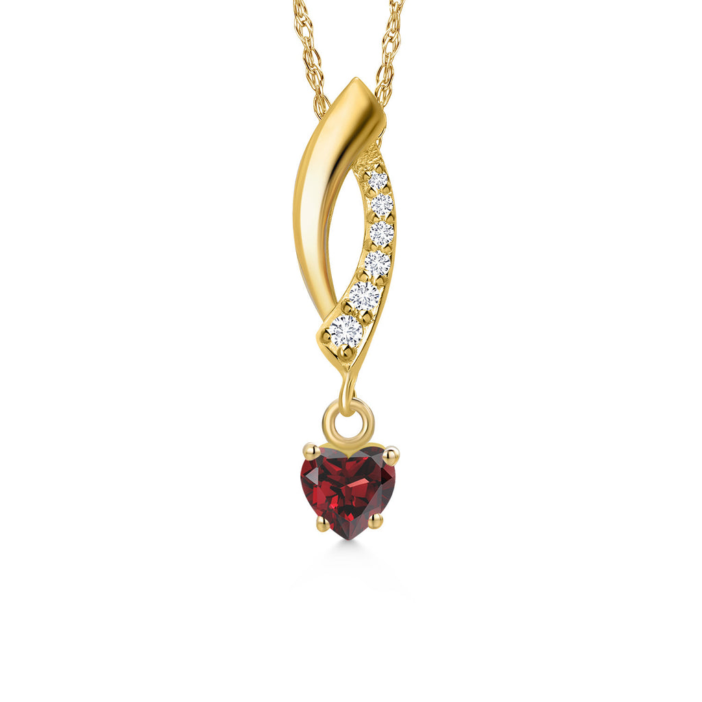 Garnet - January_Pendant in 10K Yellow Gold