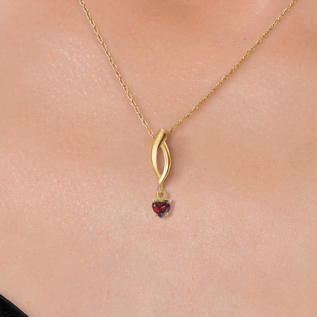 Garnet - January_Pendant in 10K Yellow Gold
