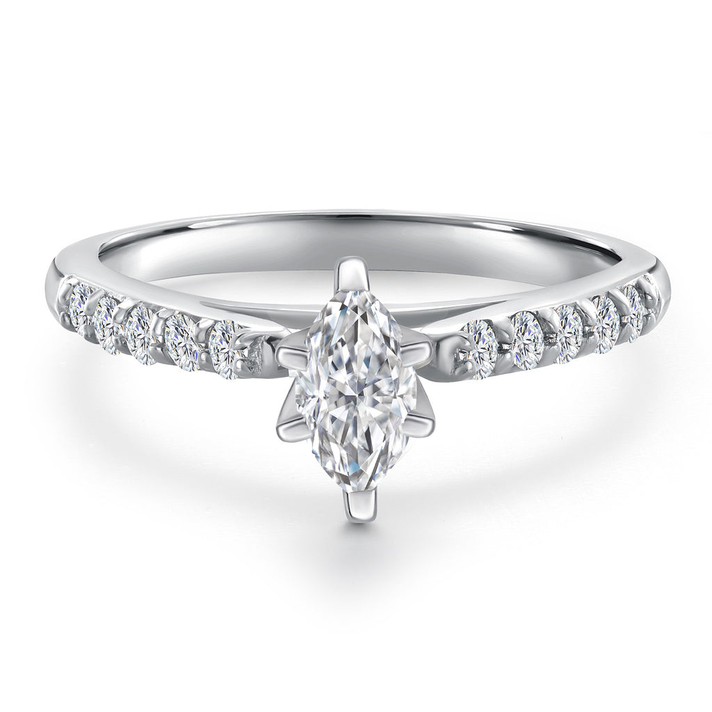 Ring in 10K White Gold