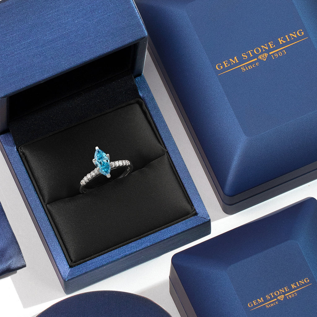 Ring in 10K White Gold