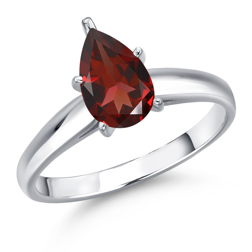 Garnet - January_5_Ring in 10K White Gold