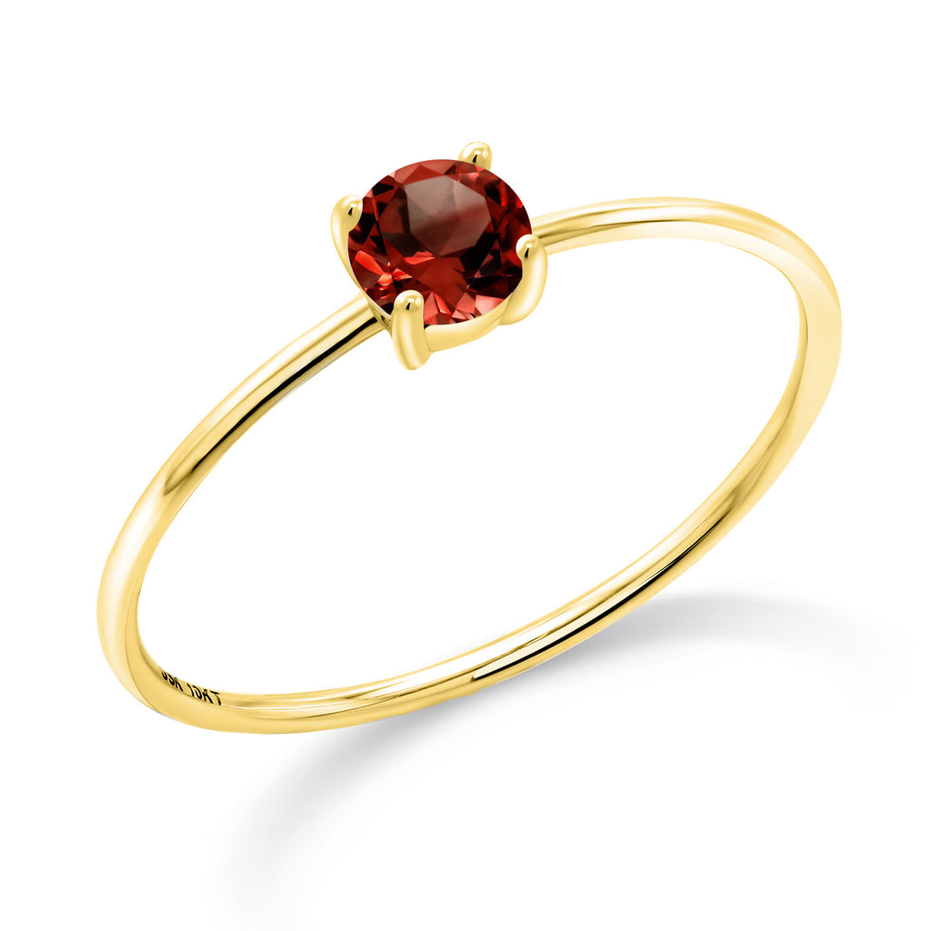 Garnet - January_9_Ring in 10K Yellow Gold