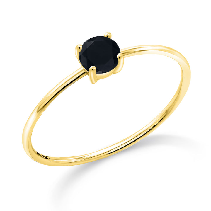 Onyx - December_5_Ring in 10K Yellow Gold
