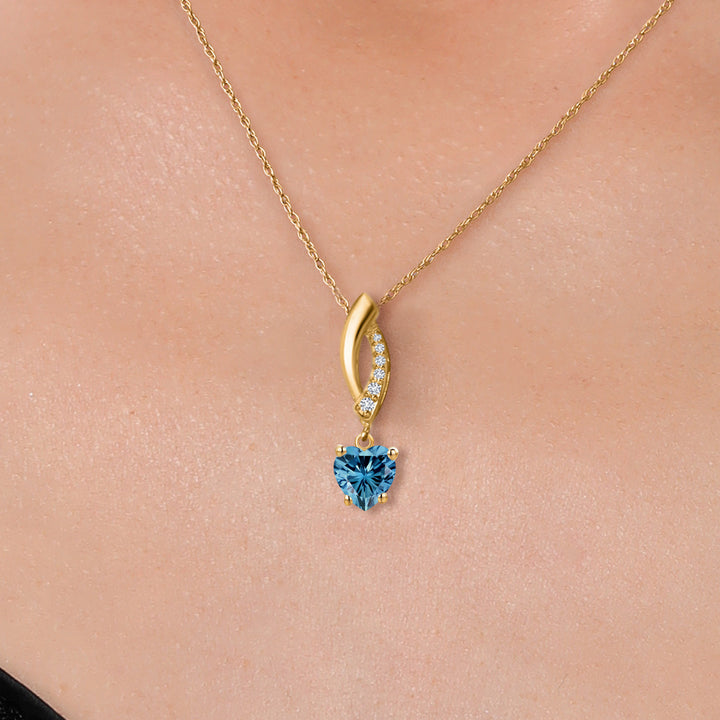 Pendant in 14K Yellow Gold