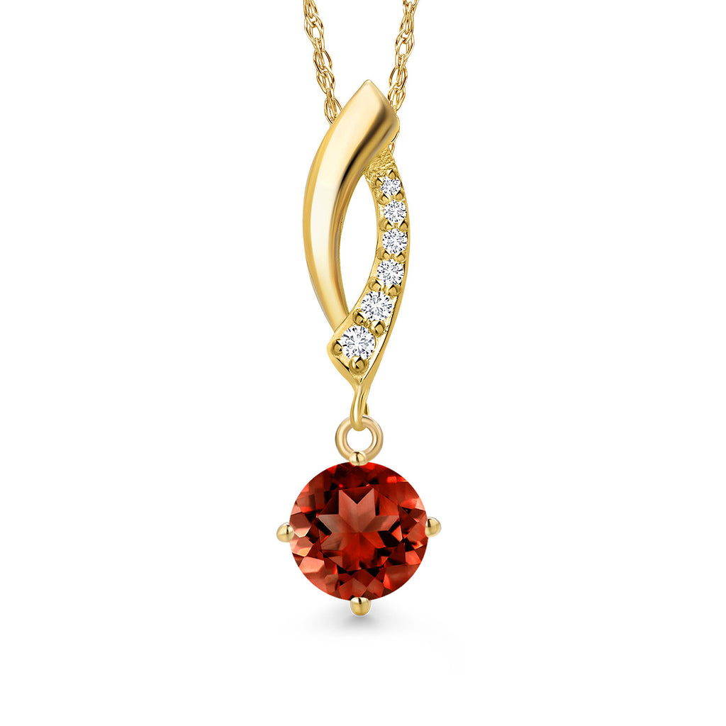 Garnet - January_Pendant in 14K Yellow Gold