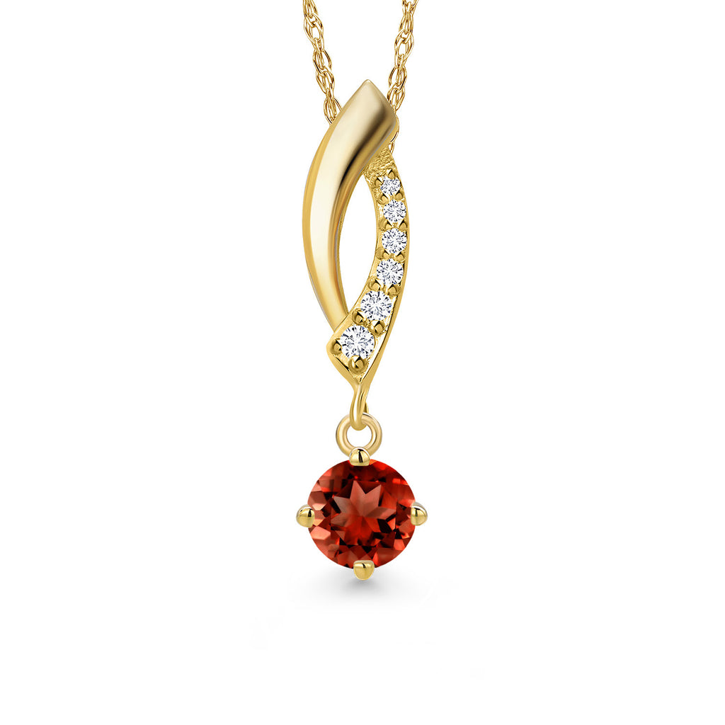 Garnet - January_Pendant in 14K Yellow Gold