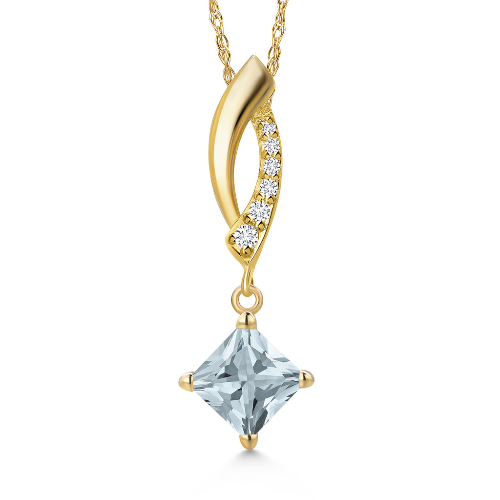 Aquamarine - March_Pendant in 14K Yellow Gold