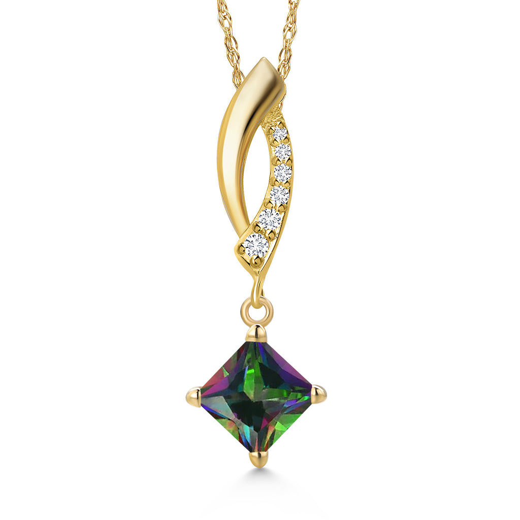 Green Mystic Topaz_Pendant in 14K Yellow Gold