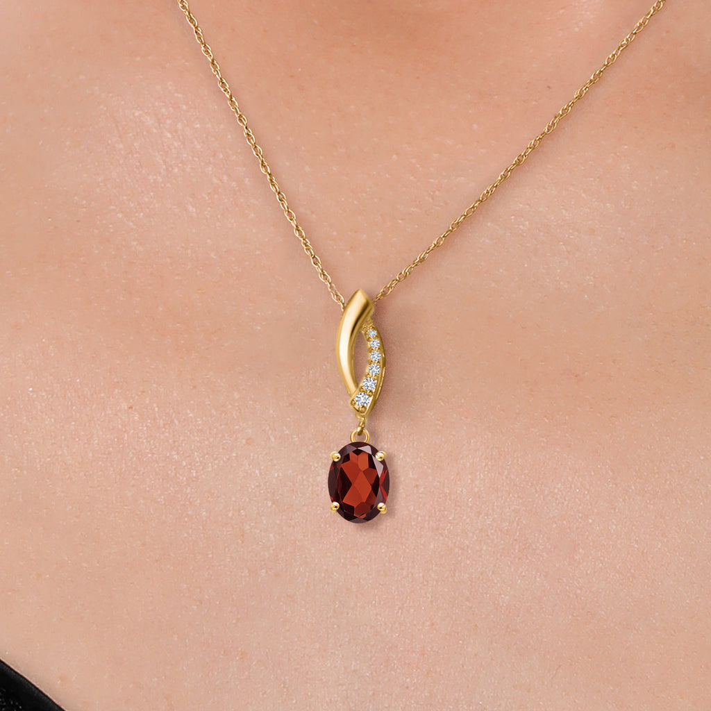 Garnet and Lab Grown Diamond_Pendant in 14K Yellow Gold