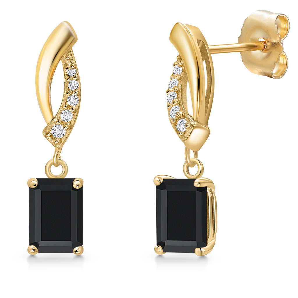 Onyx - December_Earrings in 14K Yellow Gold