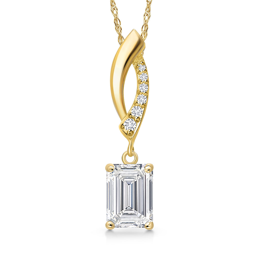 Pendant in 14K Yellow Gold