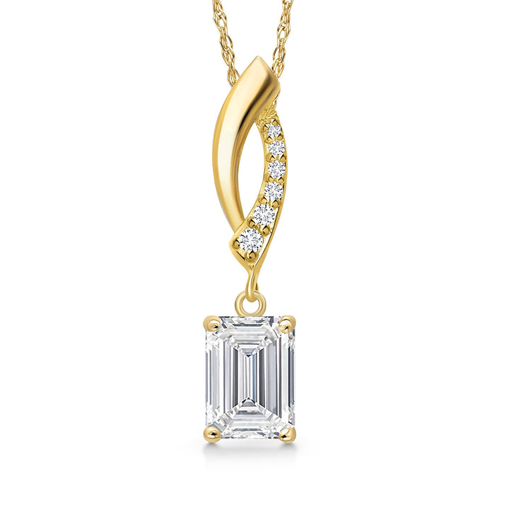 White Lab Grown Diamond - April_Pendant in 14K Yellow Gold