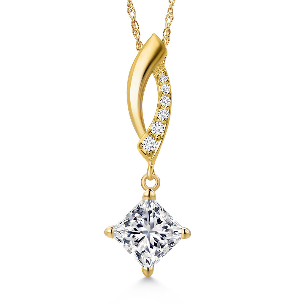 Pendant in 10K Yellow Gold