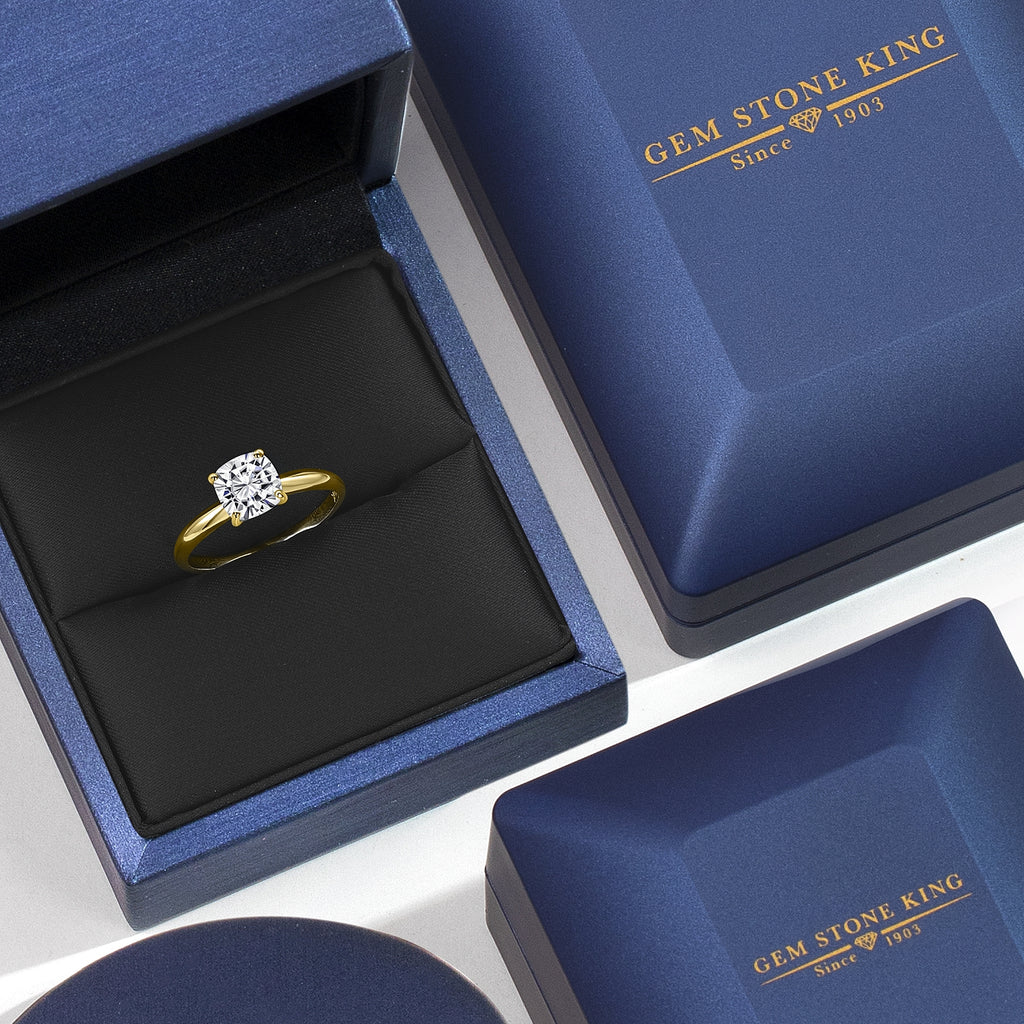 Ring in 10K Yellow Gold