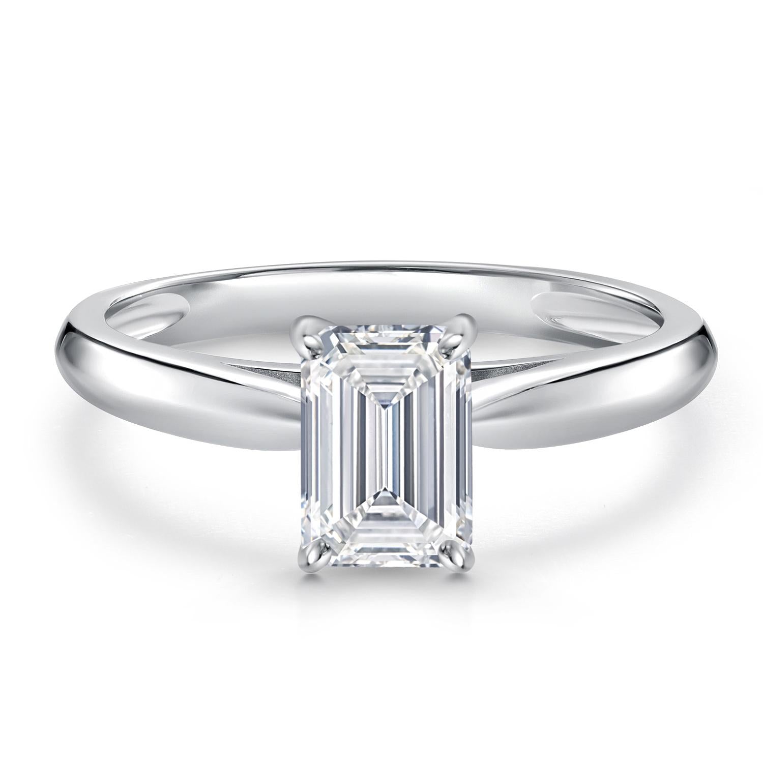 Ring in 10K White Gold