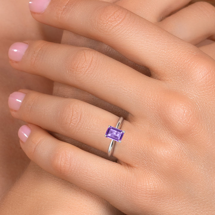 Amethyst - February_Ring in 10K White Gold