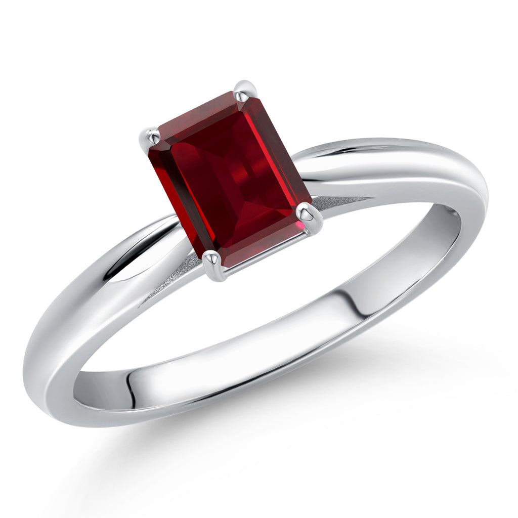 Garnet - January_8_Ring in 10K White Gold