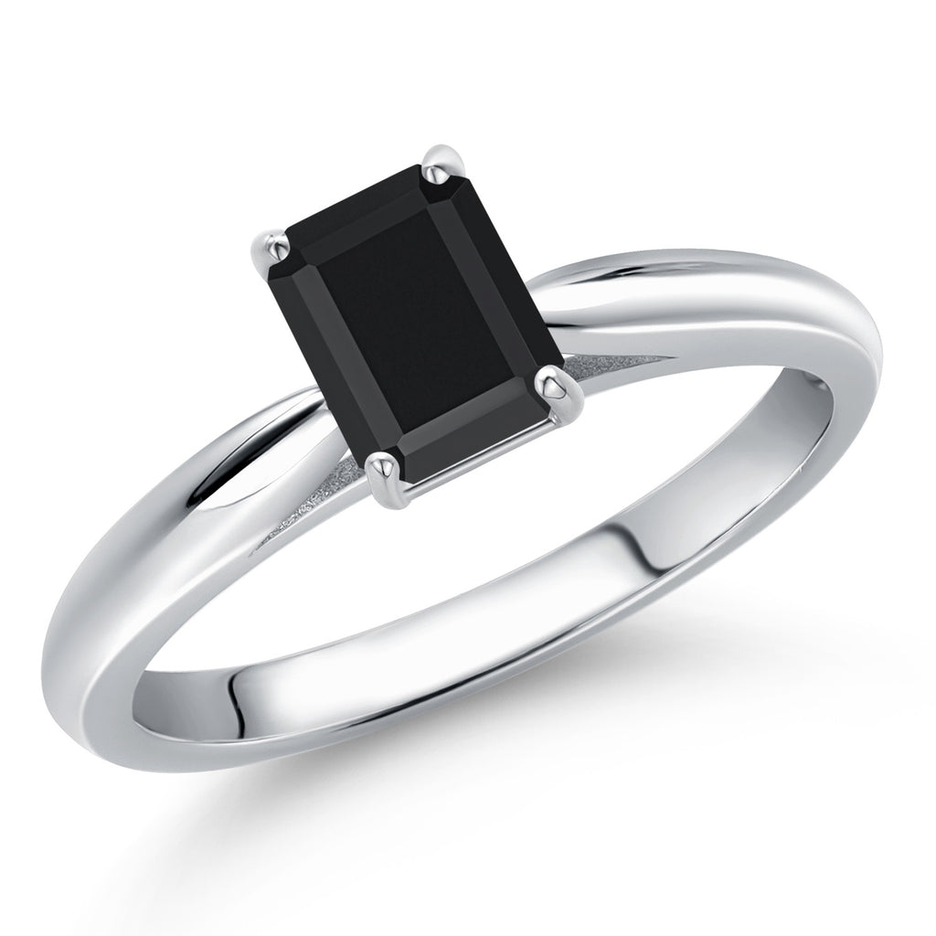 Onyx - December_7_Ring in 10K White Gold