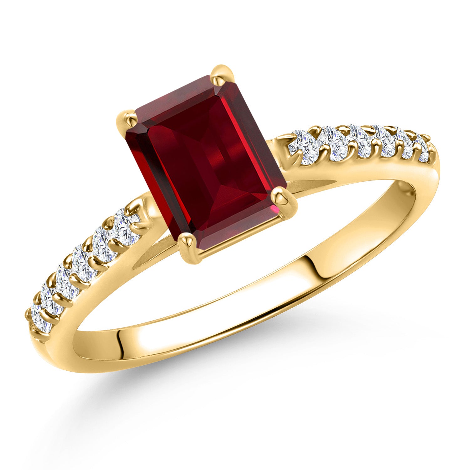 Garnet - January_8_Ring in 10K Yellow Gold