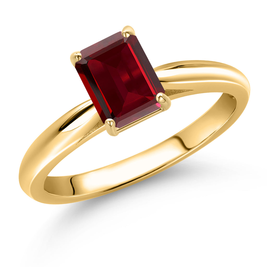 Garnet - January_8_Ring in 10K Yellow Gold