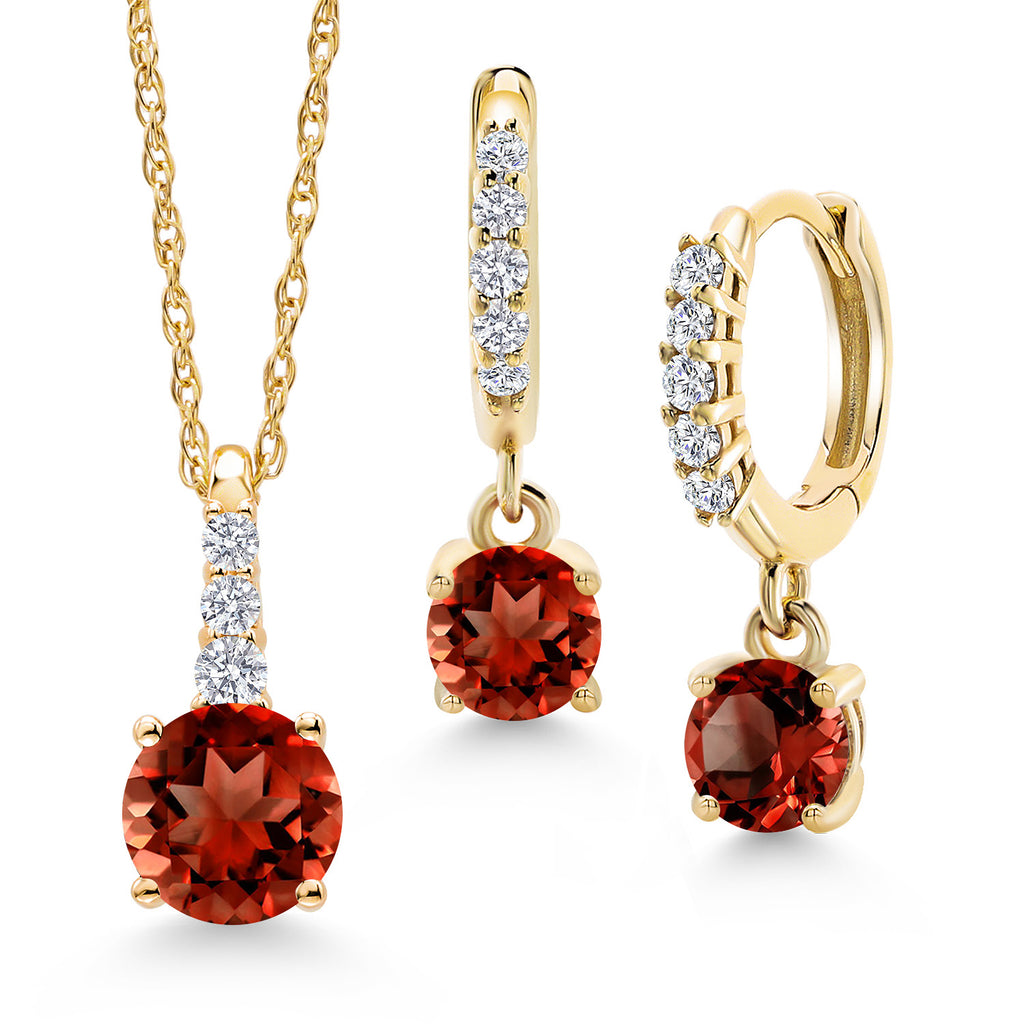 Garnet - January_Pendant Earrings Set in 10K Yellow Gold