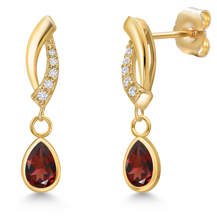 Garnet - January_Earrings in 14K Yellow Gold