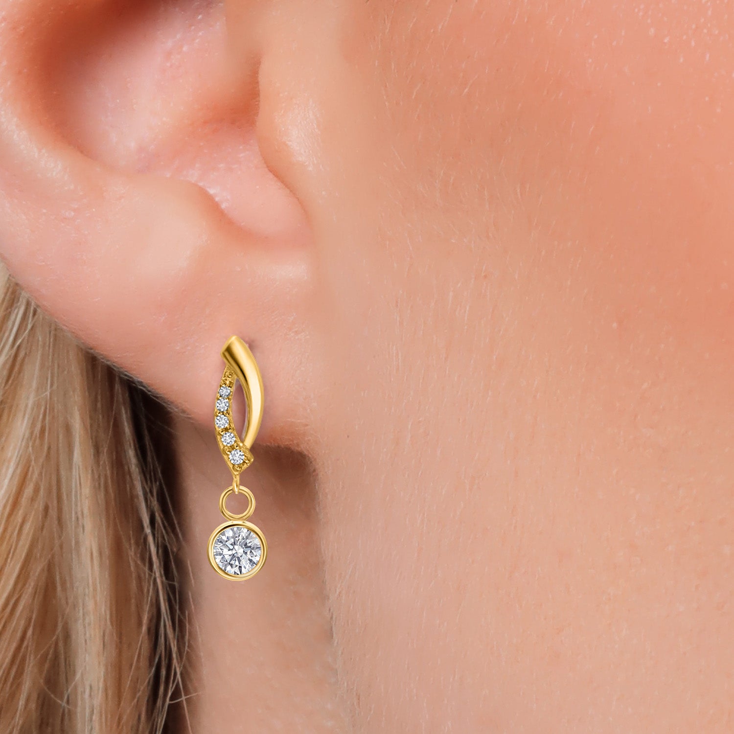 E - F_Earrings in 14K Yellow Gold