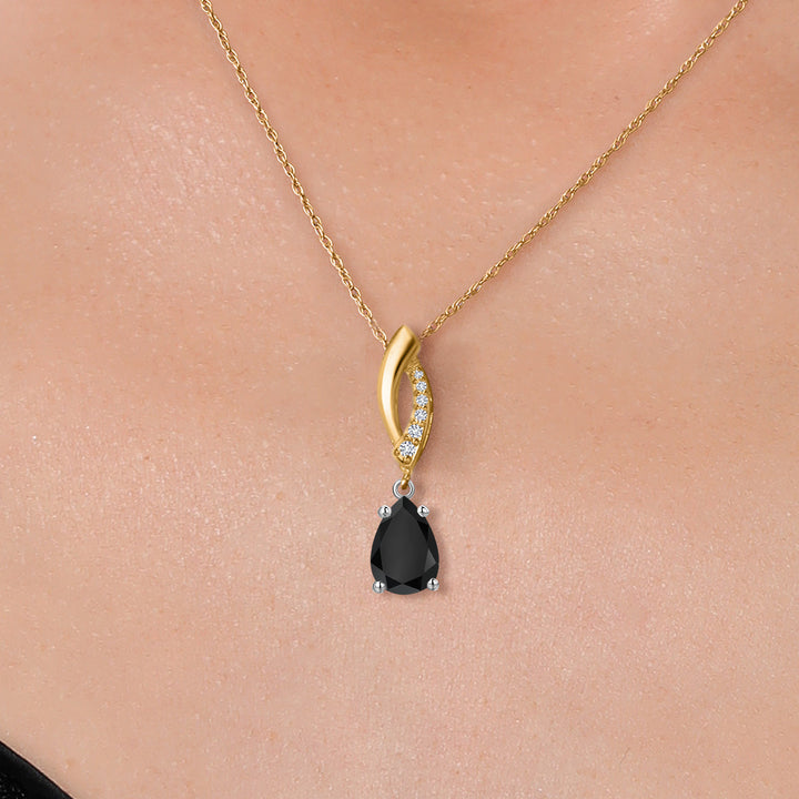 Pendant in 14K Two Tone Gold