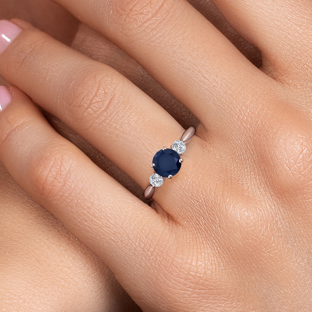Ring in 10K White Gold