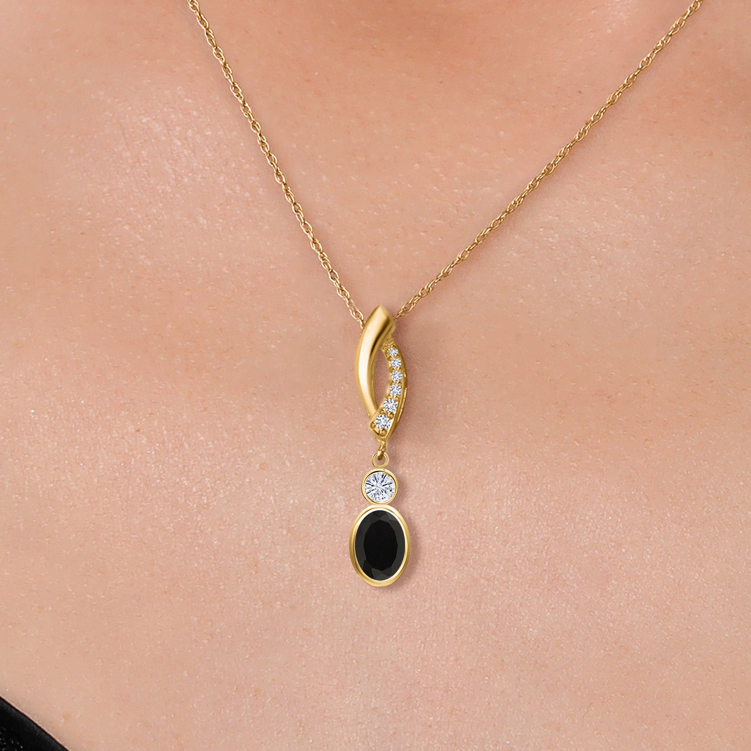Pendant in 14K Yellow Gold