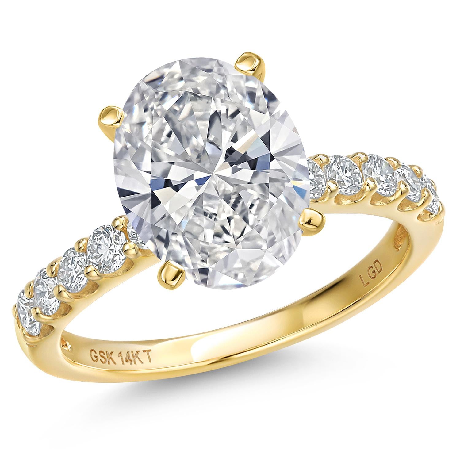 Oval Cut_Center 4ct_6_Ring in 14K Yellow Gold