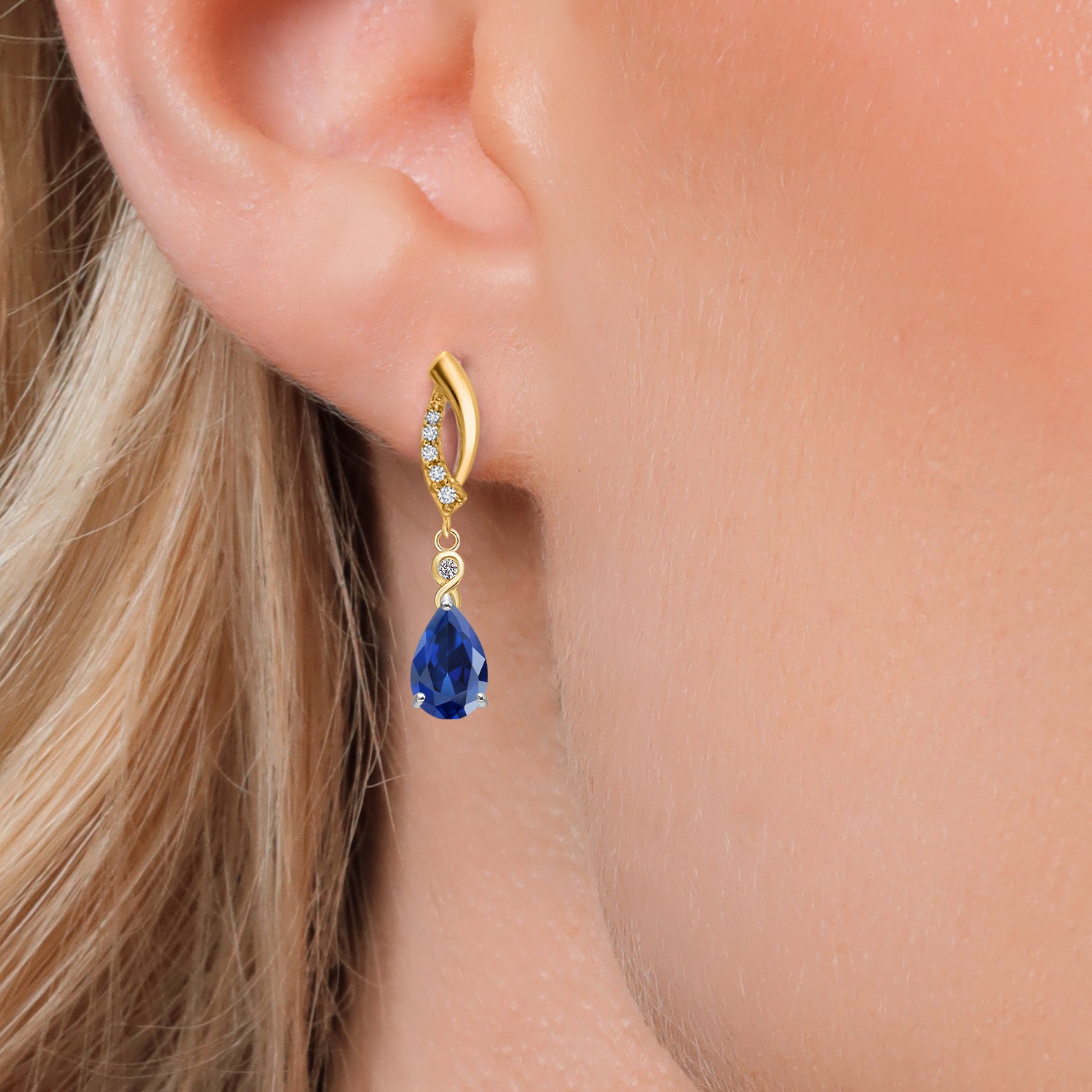 Earrings in 925 Sterling Silver and 10K Yellow Gold