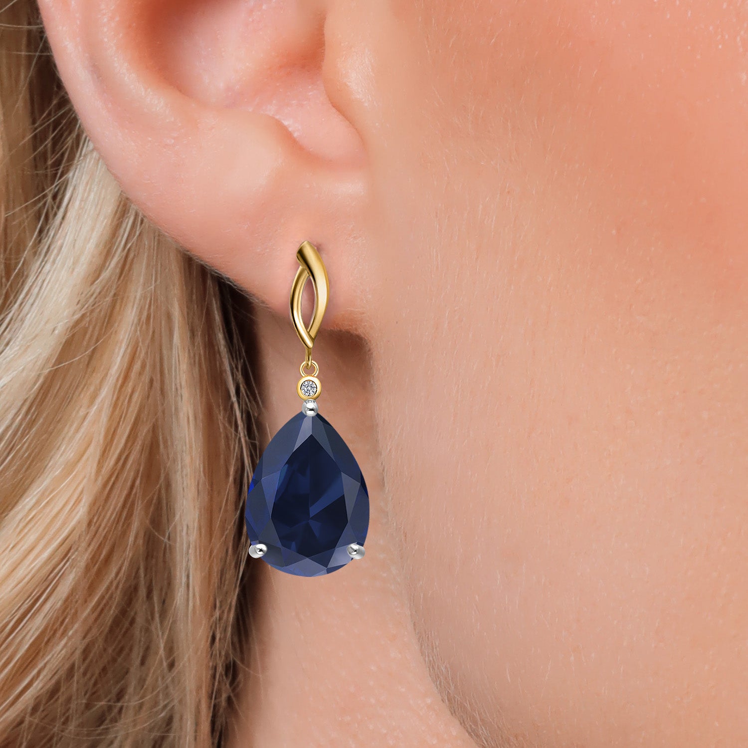 Earrings in 925 Sterling Silver and 10K Yellow Gold