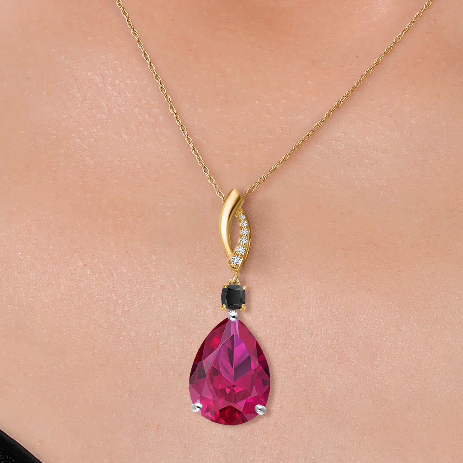 Pendant in 925 Sterling Silver and 10K Yellow Gold