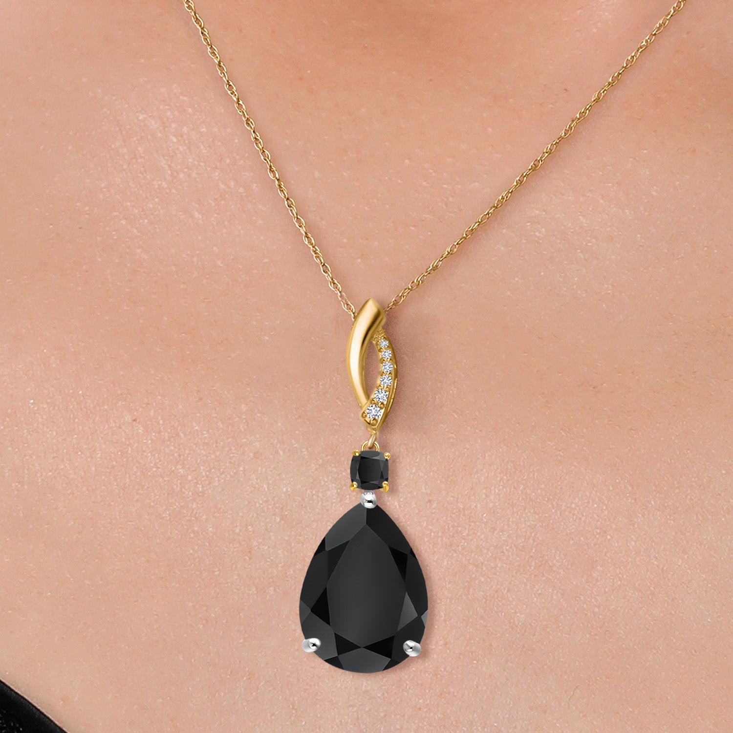 Pendant in 925 Sterling Silver and 10K Yellow Gold