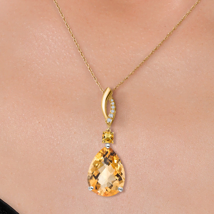 Pendant in 925 Sterling Silver and 10K Yellow Gold