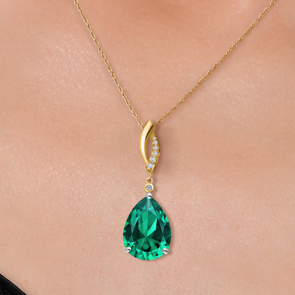 Pendant in 925 Sterling Silver and 10K Yellow Gold