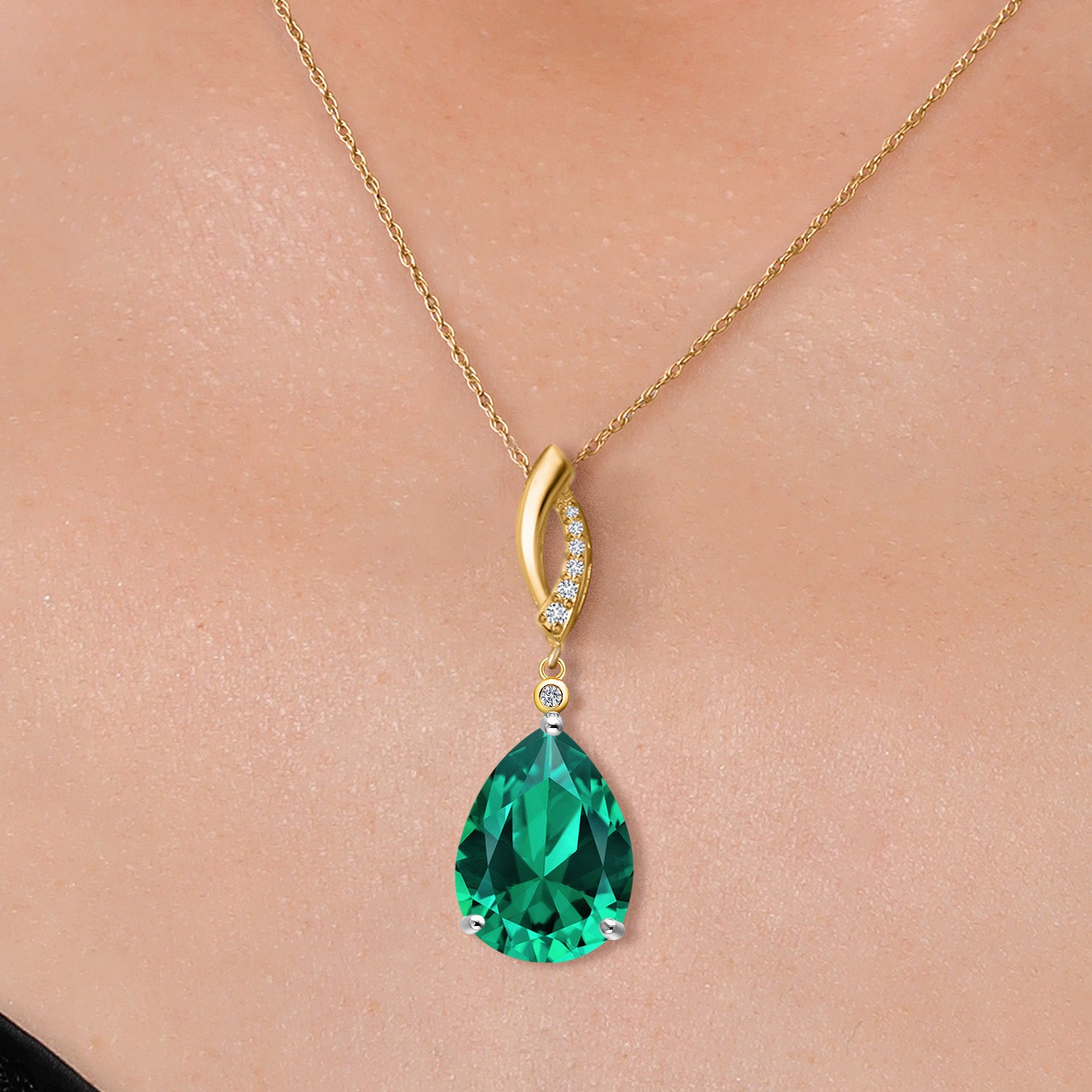 Pendant in 925 Sterling Silver and 10K Yellow Gold