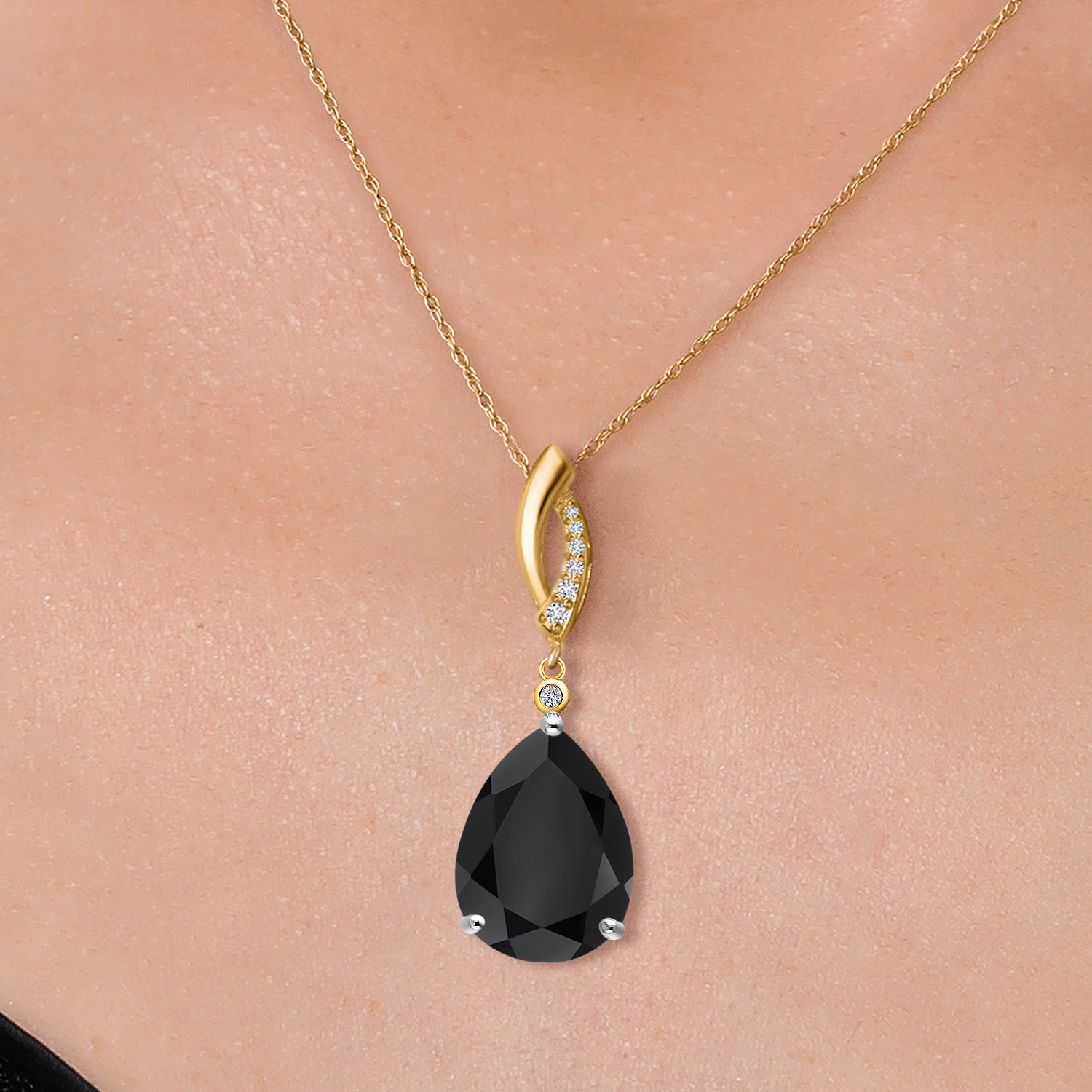 Pendant in 925 Sterling Silver and 10K Yellow Gold