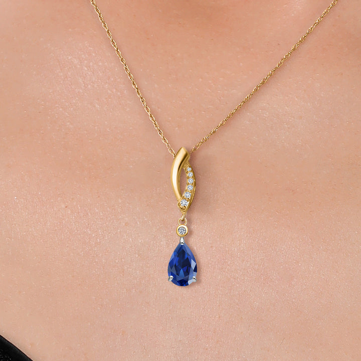 Pendant in 925 Sterling Silver and 10K Yellow Gold